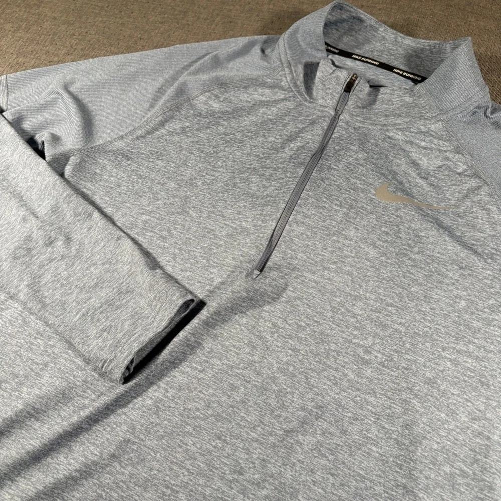Nike Running Quarter Zip Mens XL Grey Dri-FIT Thumbhole Pullover‎ AH8973-493